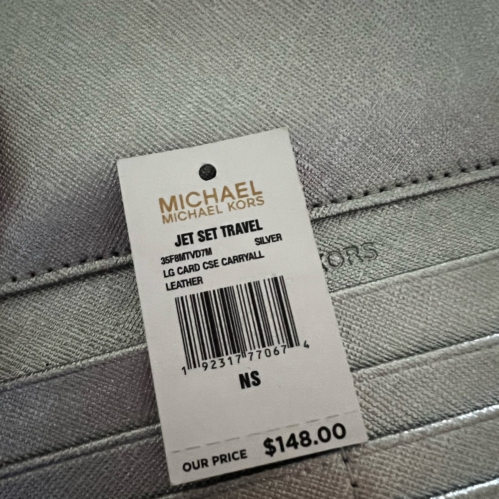 MK Wallet - Picture 2 of 5